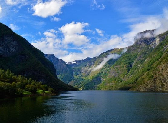 Bergen & the Norwegian Fjords in Winter | What to See & Do / Authentic ...