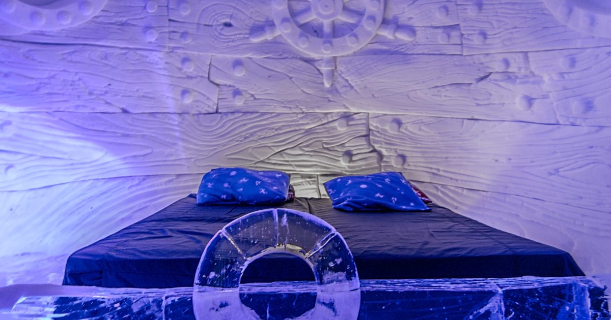 Overnight At Kirkenes Snow Hotel / Authentic Scandinavia