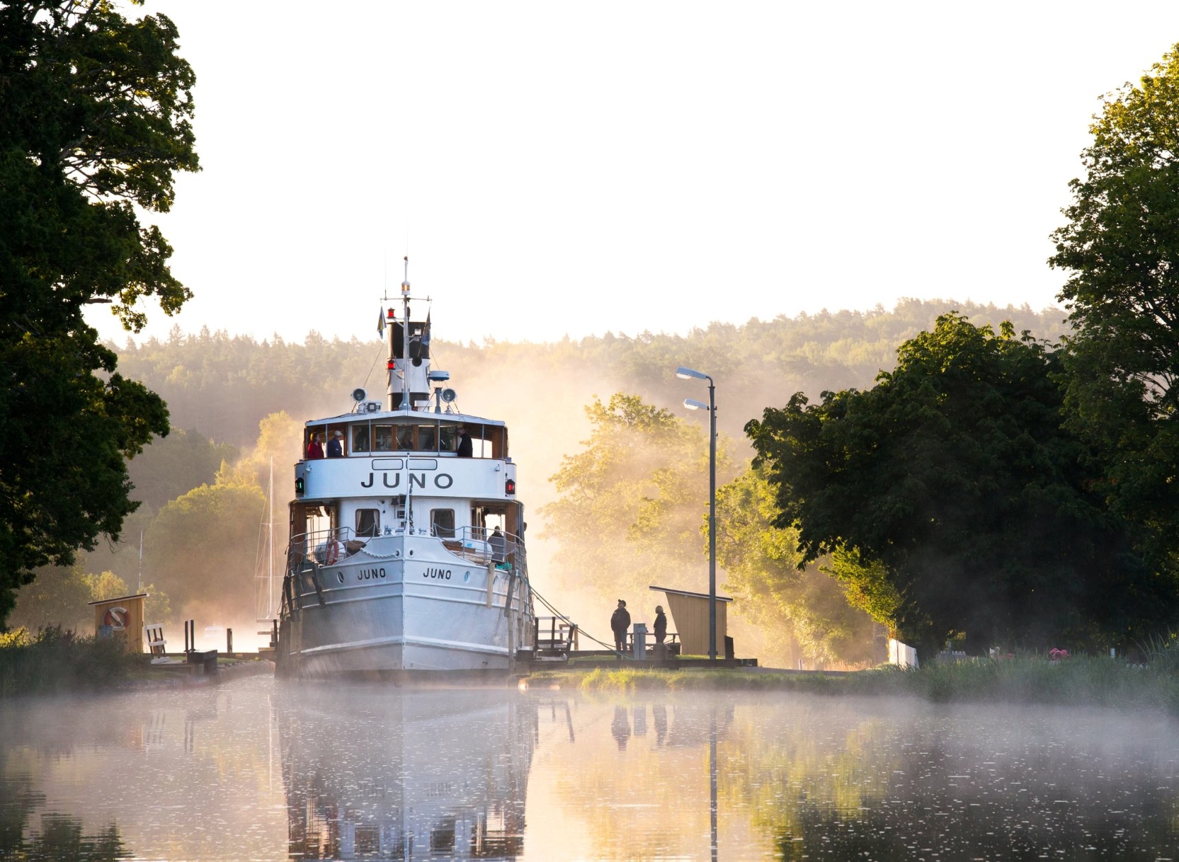 canal cruises stockholm